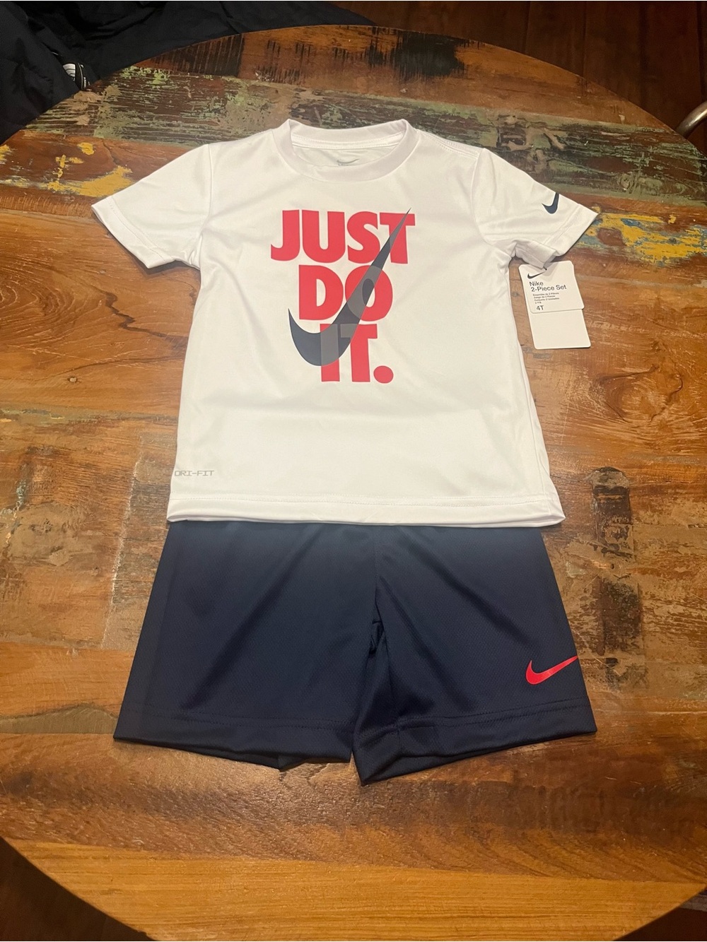 NWT Nike Boys 2 Piece Shorts Set